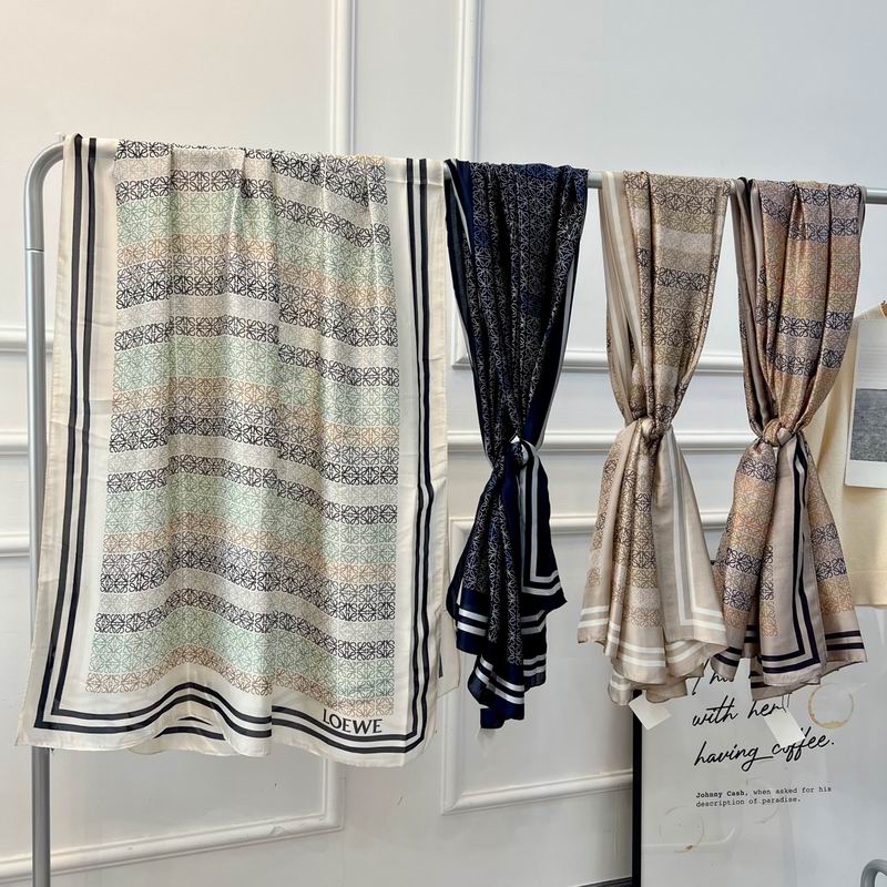 Loewe silk scarf 90-180cm E03